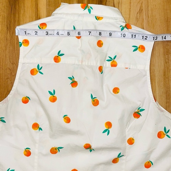 J. Crew fruit print sleeveless button down blouse size M - Picture 7 of 9